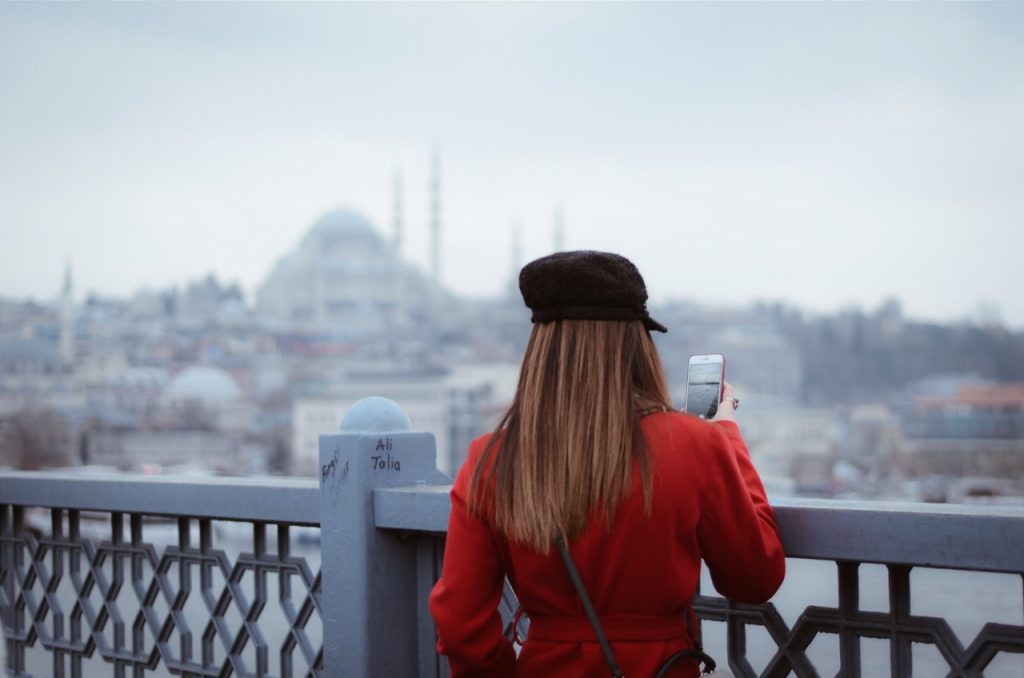 solo female traveler, solo female travel